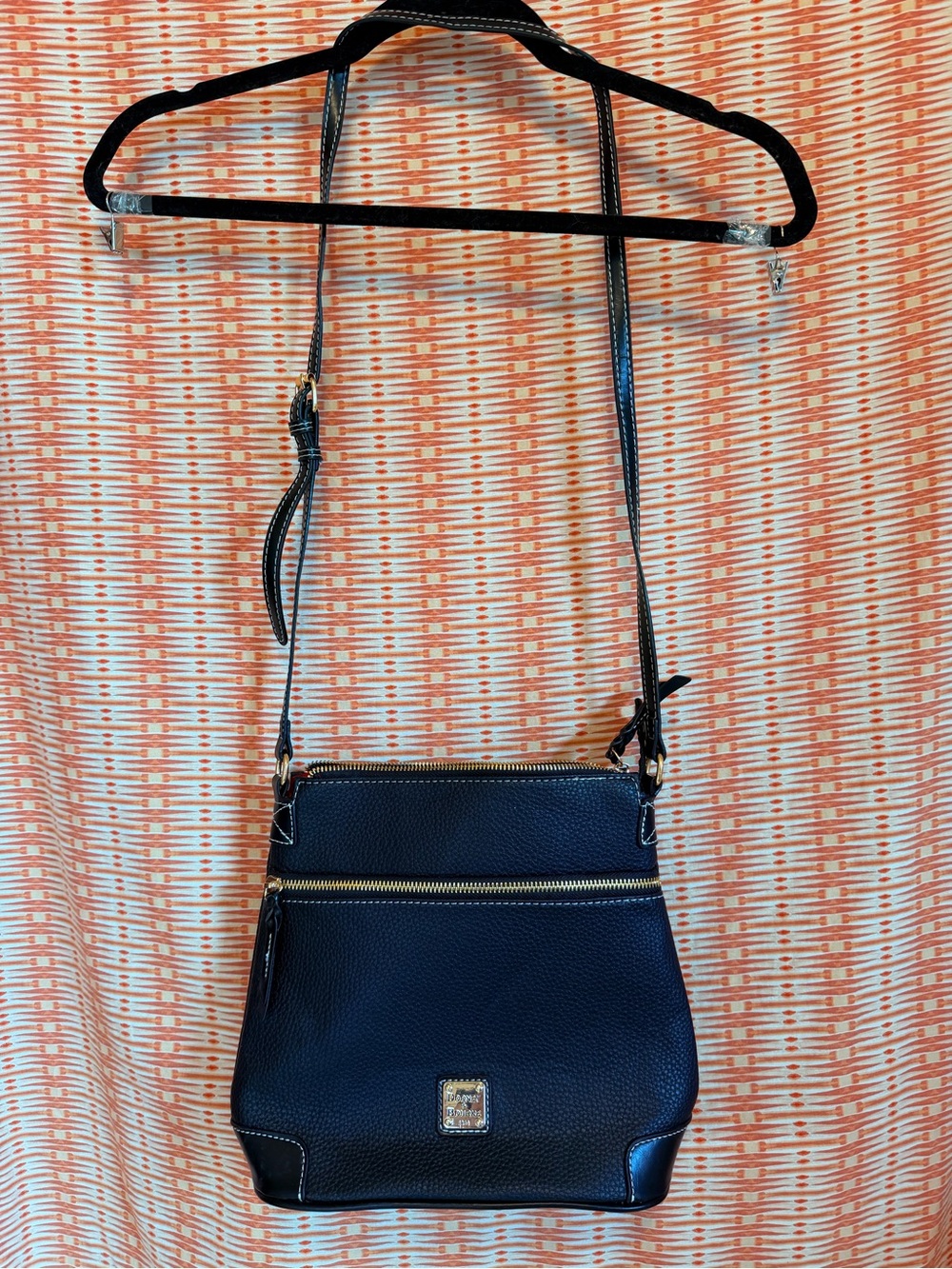 Dooney & Bourke Black Pebbled Leather Compact Crossbody with Gold Hardware - Picture 2 of 6
